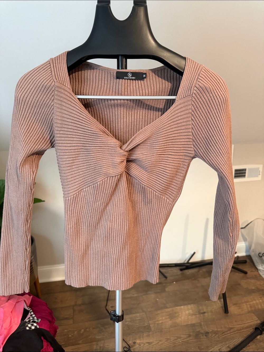 Ribbed Twist-Front Long Sleeve Top